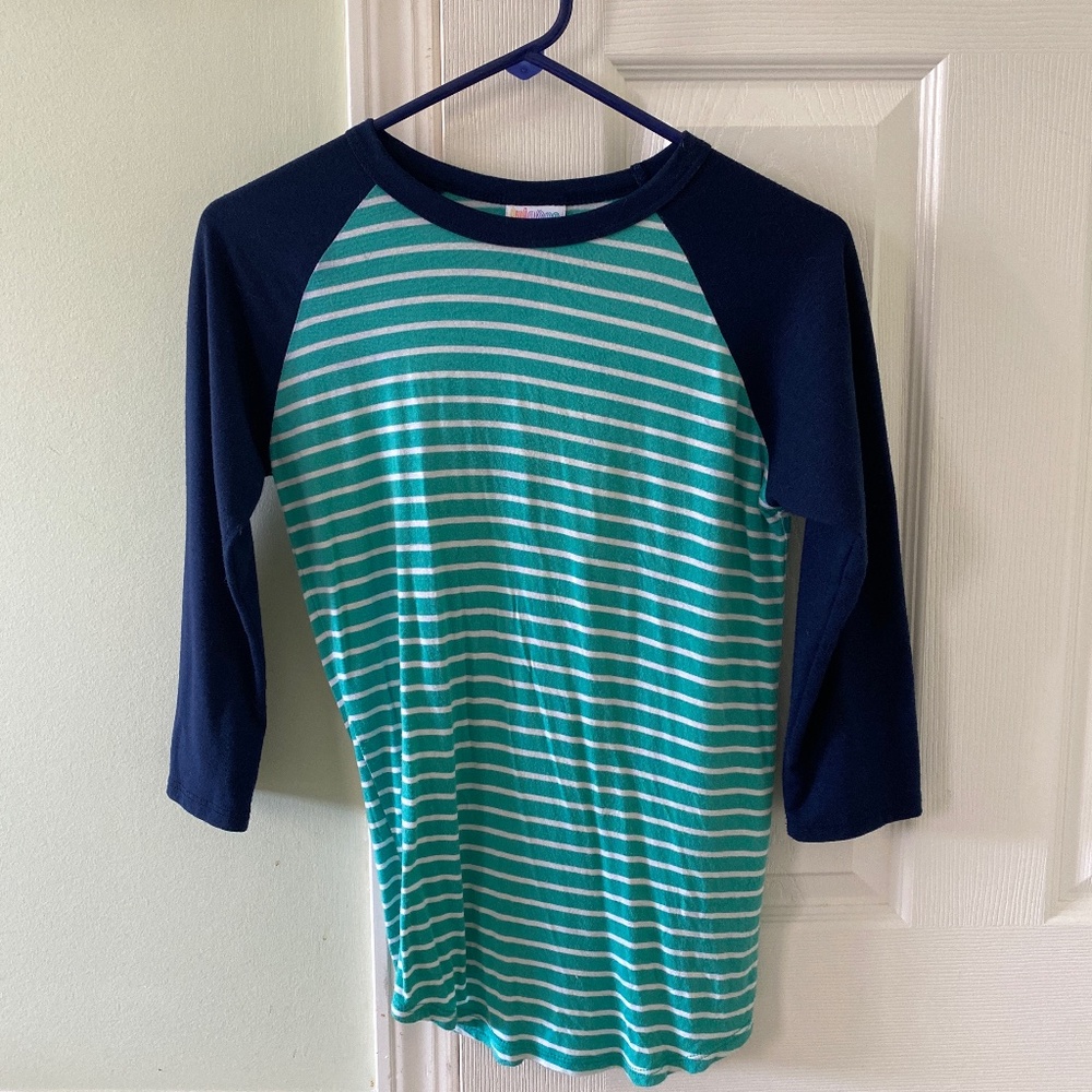 Lula Roe 3/4 length shirt